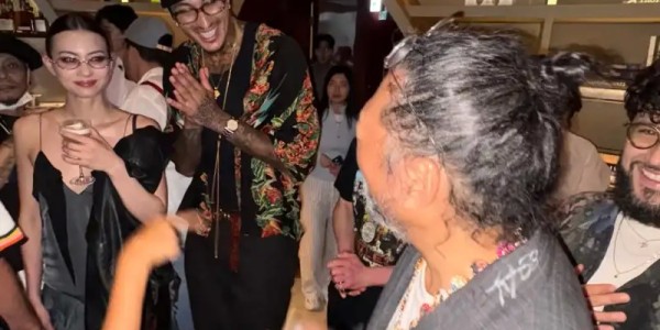 JiuyouSports-愉快的暑假！凯尔-库兹马Ins晒自己的游玩照与球迷分享