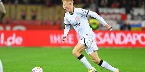 JiuyouSports-英媒：曼城阿森纳利物浦切尔西关注拉尔森，法鹰若进欧冠不会放人