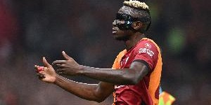 九游体育-斯基拉：加拉塔萨雷有信心签下奥斯梅恩，准备报价6400万欧