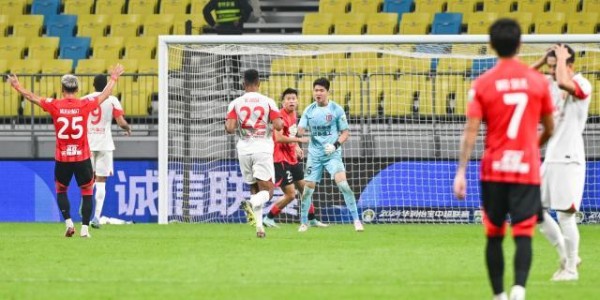 九游体育官网-海港败走凤凰山好似老调重弹 将帅坚称必拼到最后