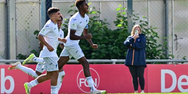 九游体育-现德甲第一海拔，霍村提拔身高202cm的20岁中卫弗里斯入一线队