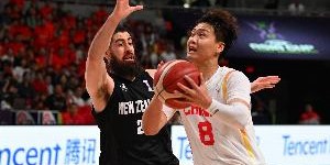 九游体育下载-状态正佳！赵睿此前在亚洲杯担任男篮队长 场均13.5分3.7板4.5助